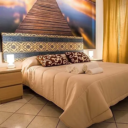 فندق مبيت وإفطار Luxury 4*