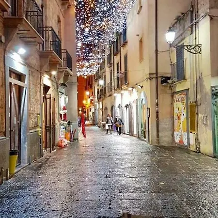 Alojamento de Acomodação e Pequeno-almoço Luxury Salerno